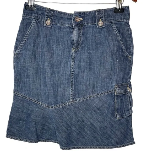 Vintage Banana Republic Asymmetrical Hem Line Cargo Denim Skirt Y2K Size 4 - Picture 1 of 9